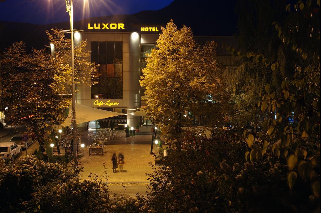 Luxor Hotel スモーリャン エクステリア 写真