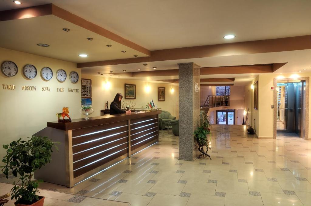 Luxor Hotel スモーリャン エクステリア 写真